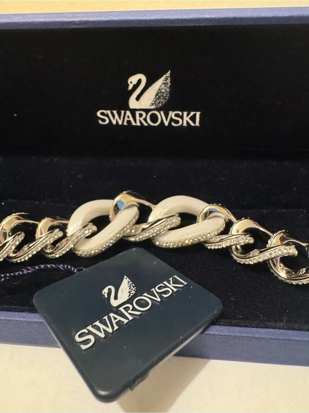 NIB Swarovski Montaigne Link Bracelet 1095033 Unworn Retired